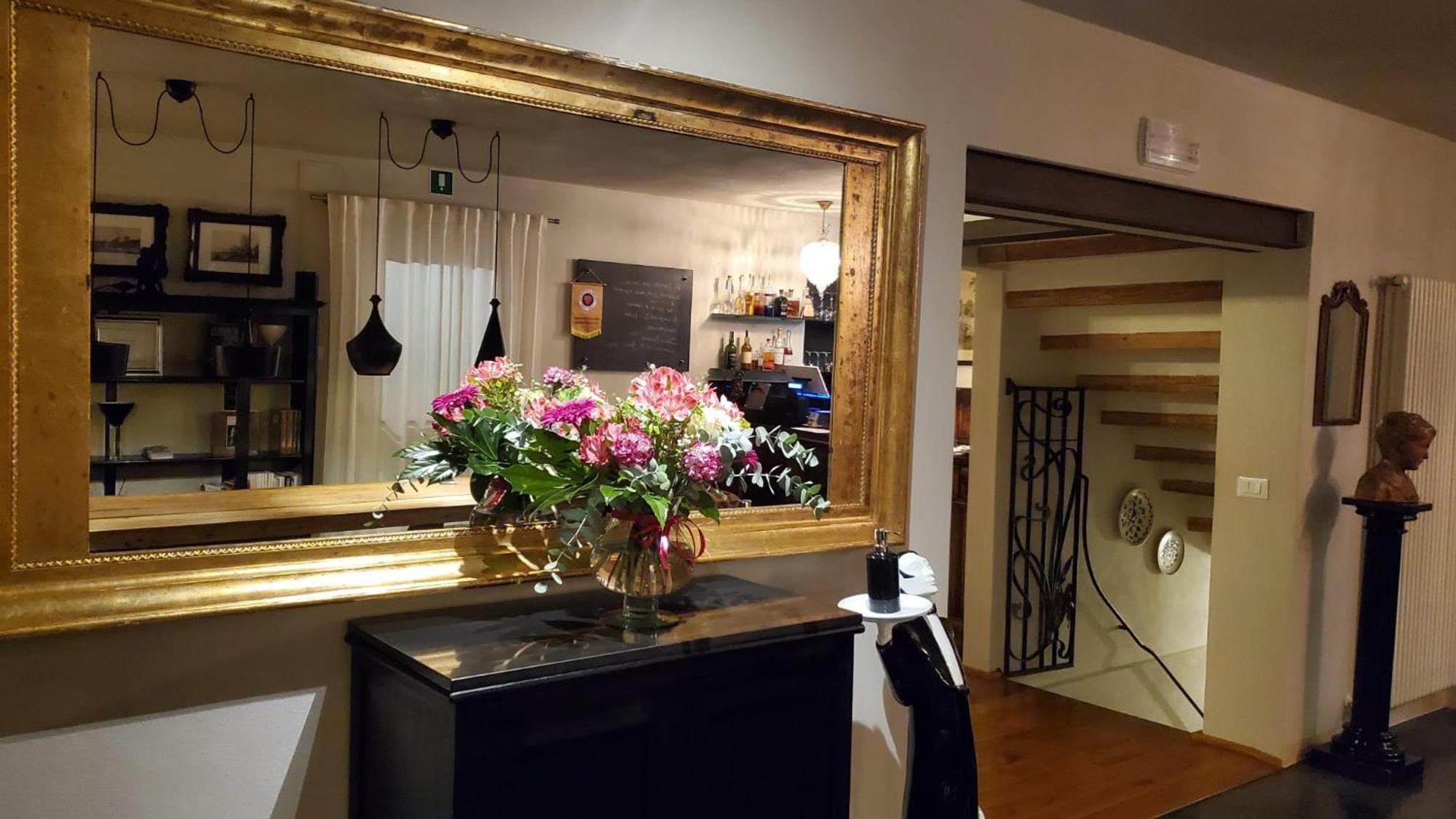 I Torretti Locazione Turistica, Ristorante, Lounge Bar Hotel Asolo Luaran gambar